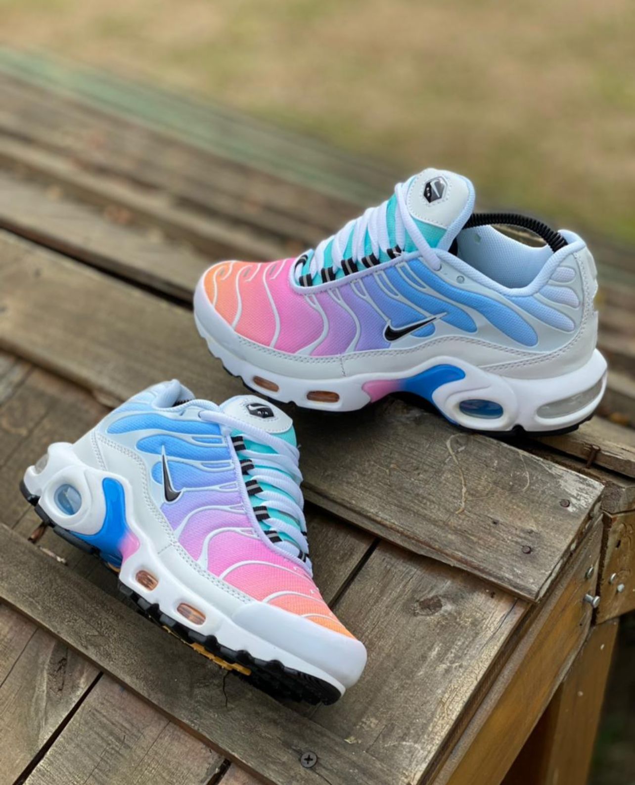 Nike tn rosas pastel sale