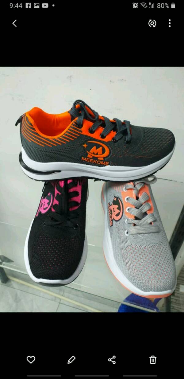Tenis en la best sale surtidora