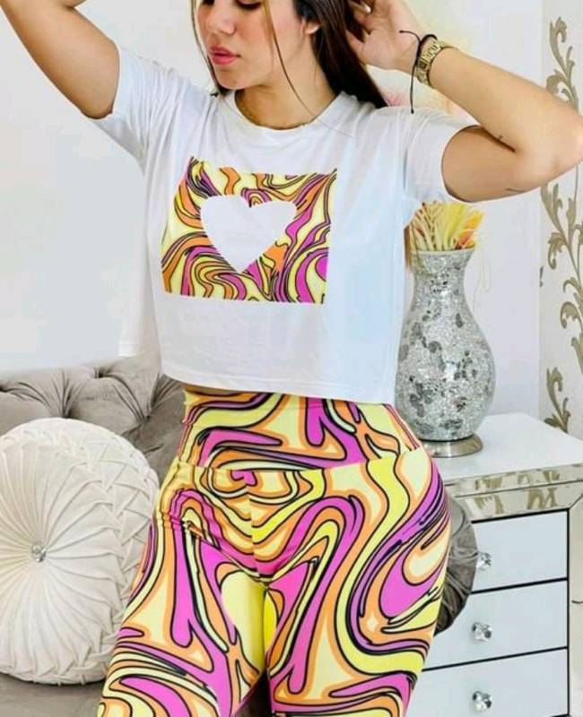 Conjuntos de licras y blusas outlet