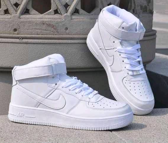 Zapatos nike online que alumbran