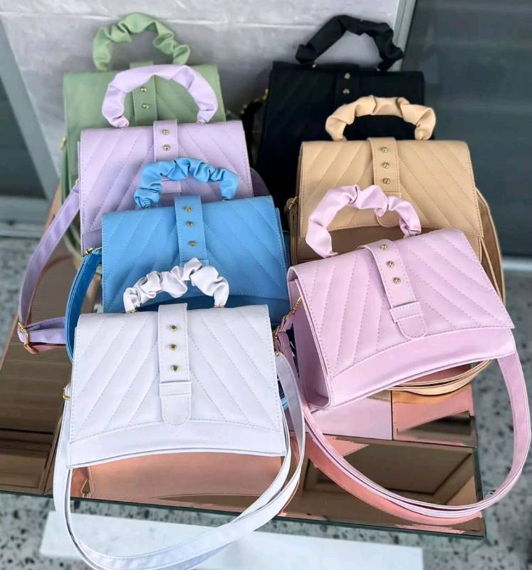 Bolsos color pastel new arrivals