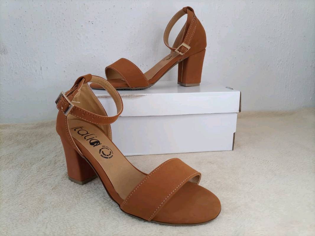 Zapatillas cafes hot sale