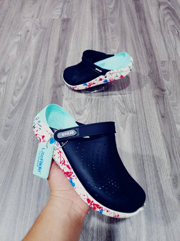 Crocs al hotsell por mayor