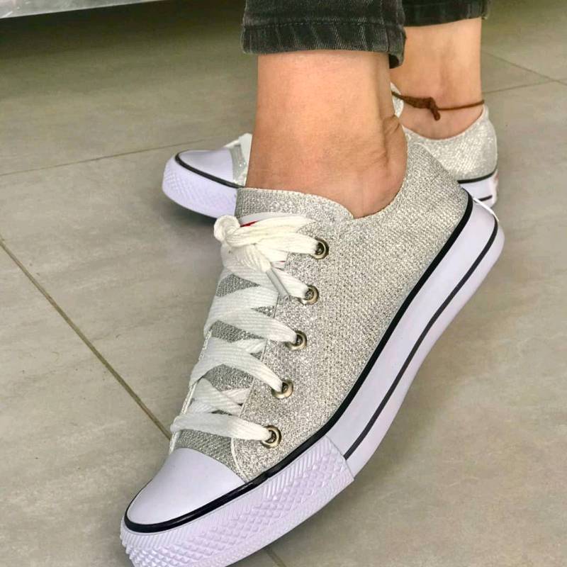 Zapatillas plateadas con brillos best sale