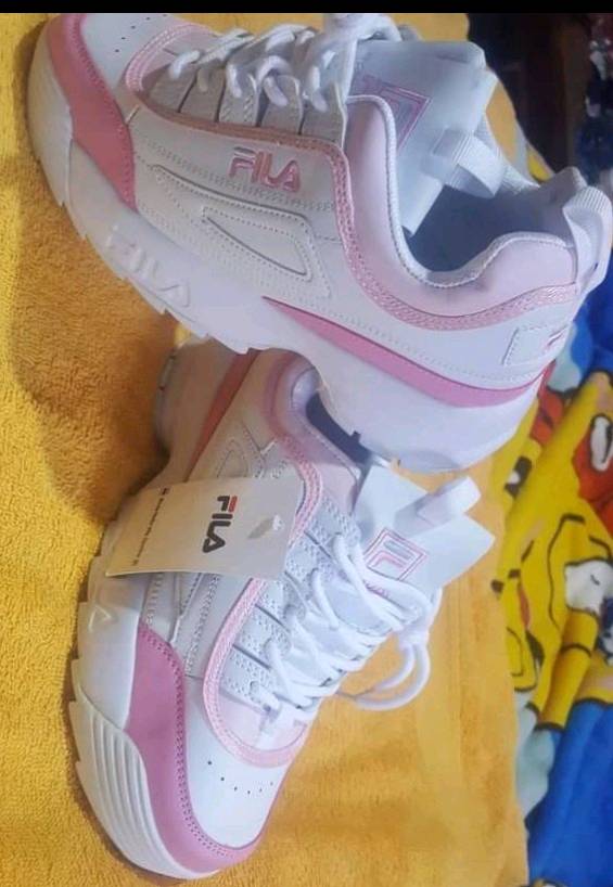Zapatos fila nicaragua telefono on sale