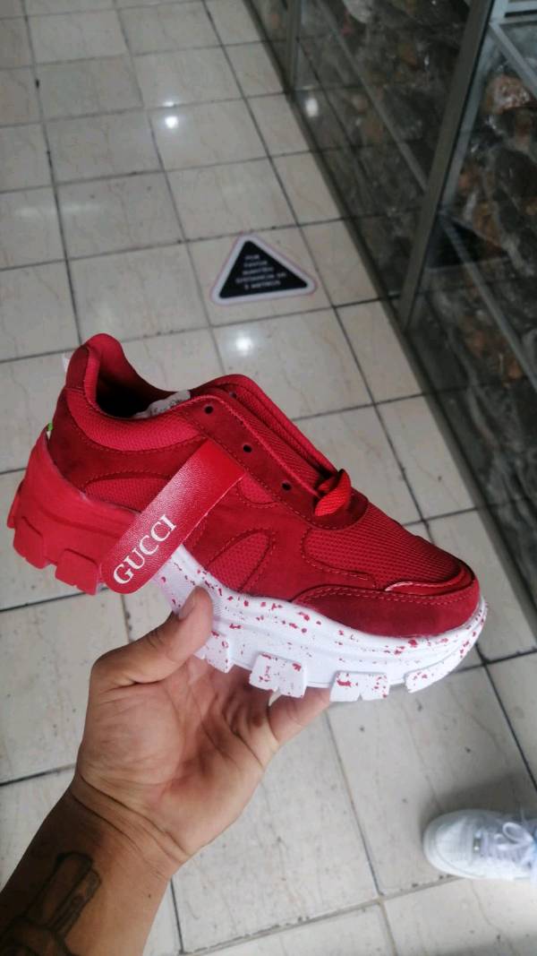 Deportivos gucci clearance