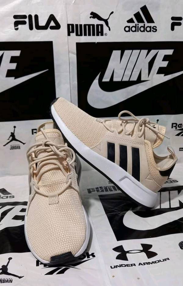 Adidas originals tiendas best sale 99
