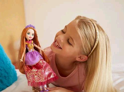 Muñeca ever after hotsell high hija de rapunzel