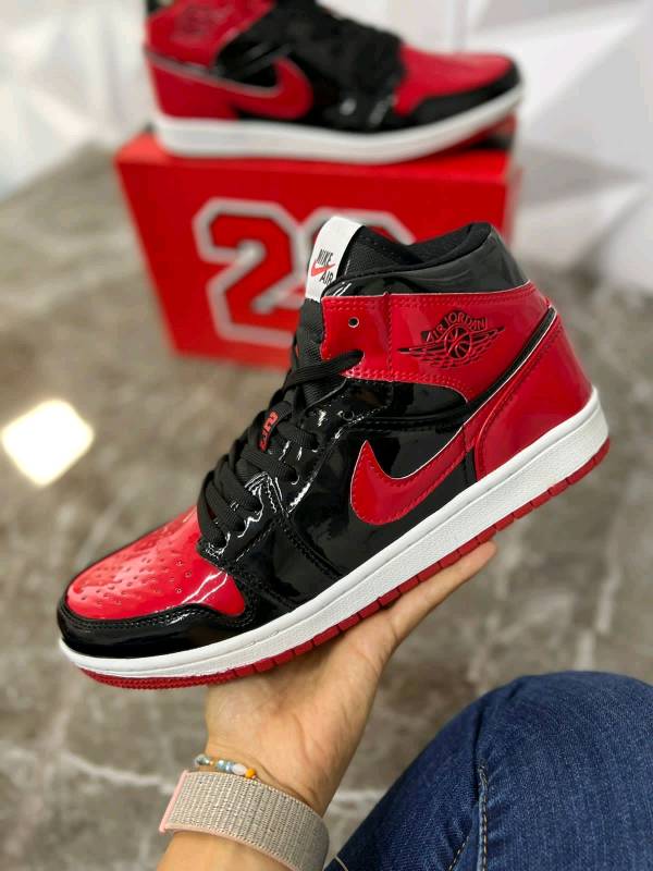 Jordan discount charol rojo