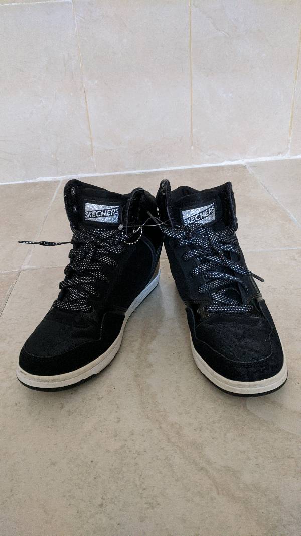 Tienda skechers la laguna discount