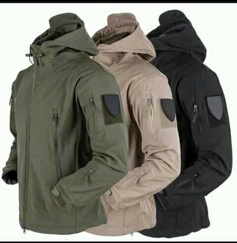 Chamarras cheap tacticas negras