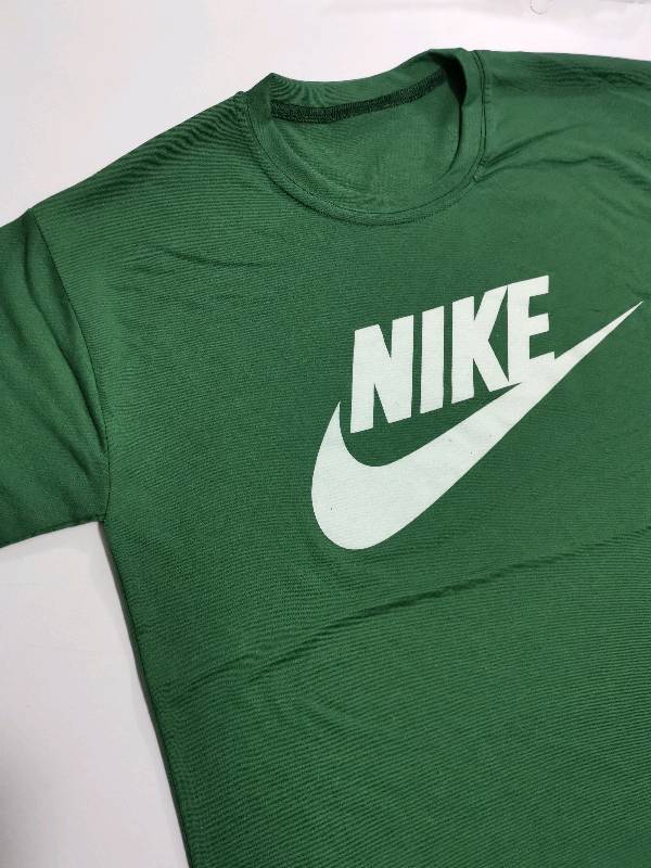 Playera sale nike verde