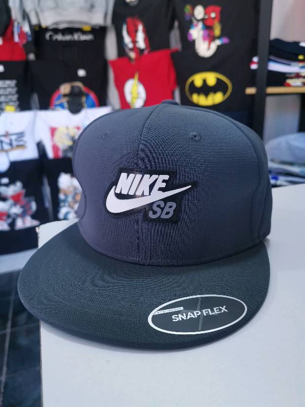 Gorra nike deals sb gris