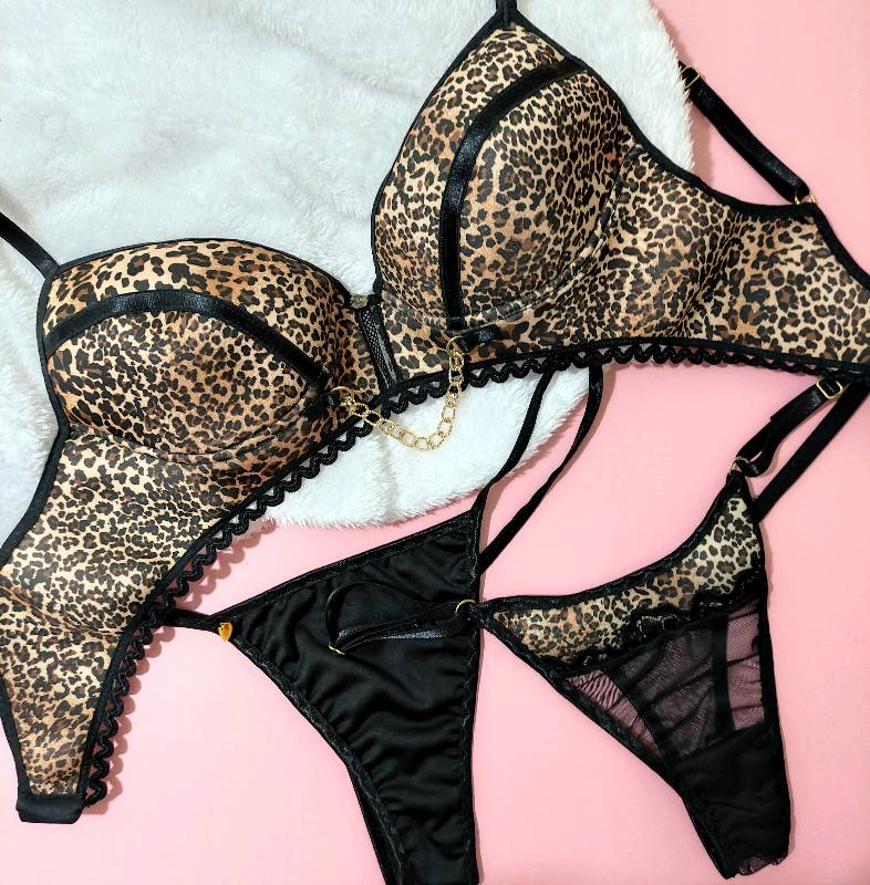 Lencería deals animal print