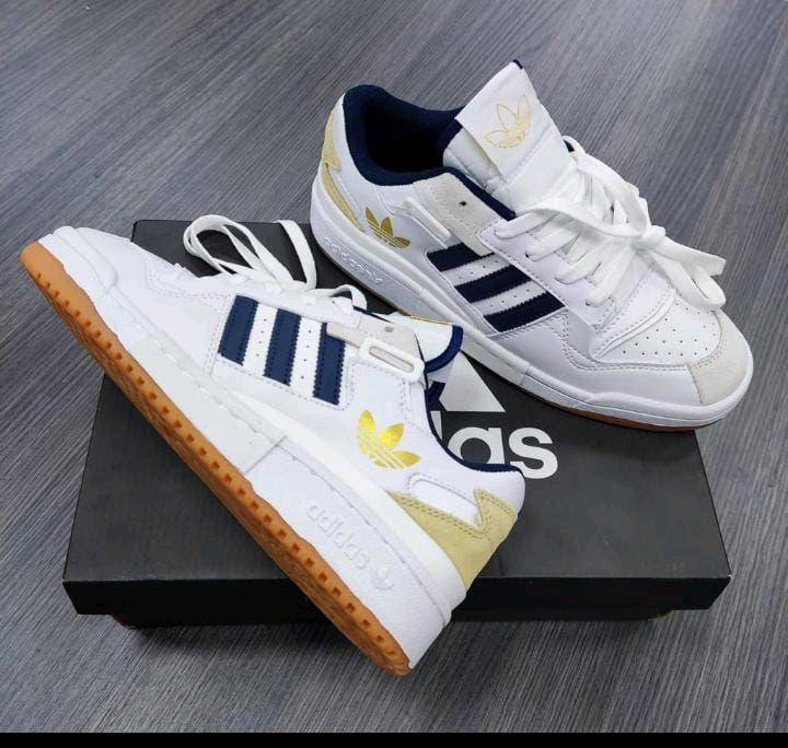 Zapatos Adidas