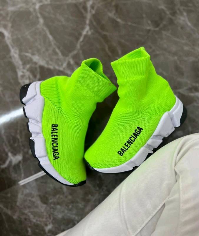 Tenis Balenciaga ni a 15 al 17 y 18 al 21 en le n gto