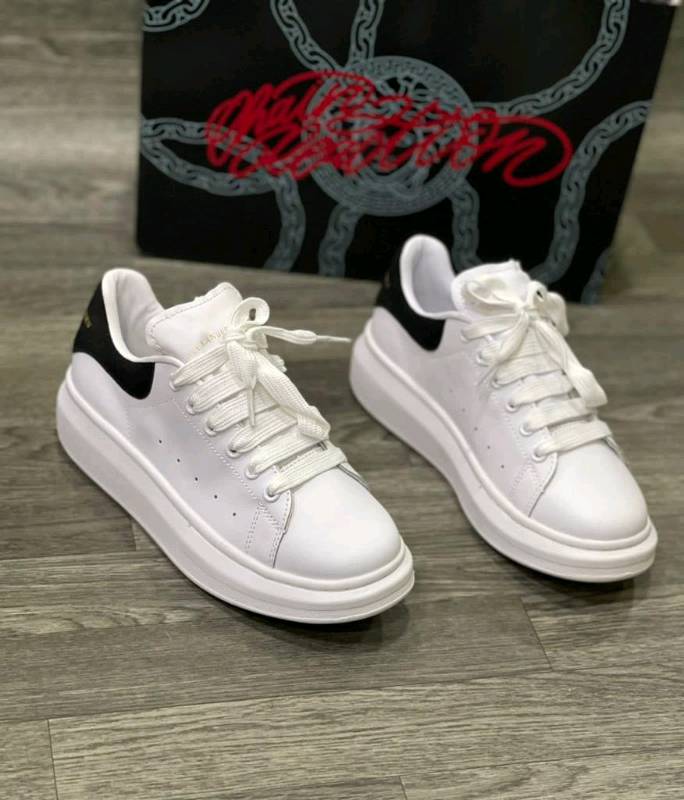 Tenis chanel 2025 blancos