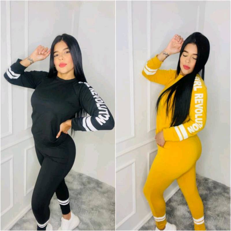 Conjunto de mono hotsell y sueter