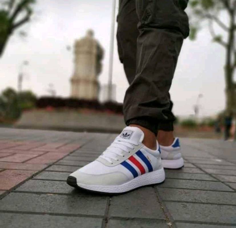 Adidas varon 2025