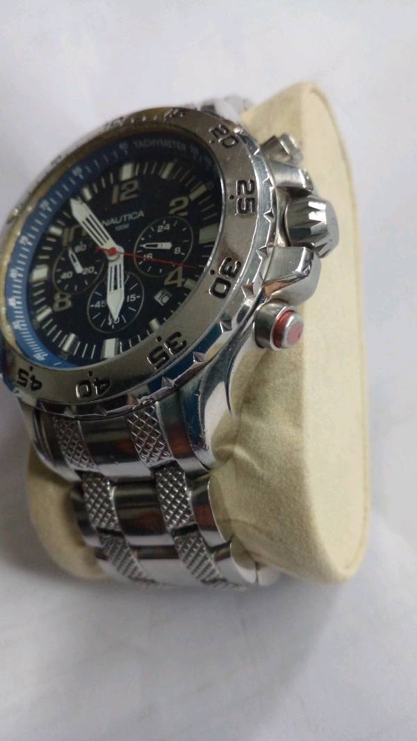 Reloj N utica en Santiago
