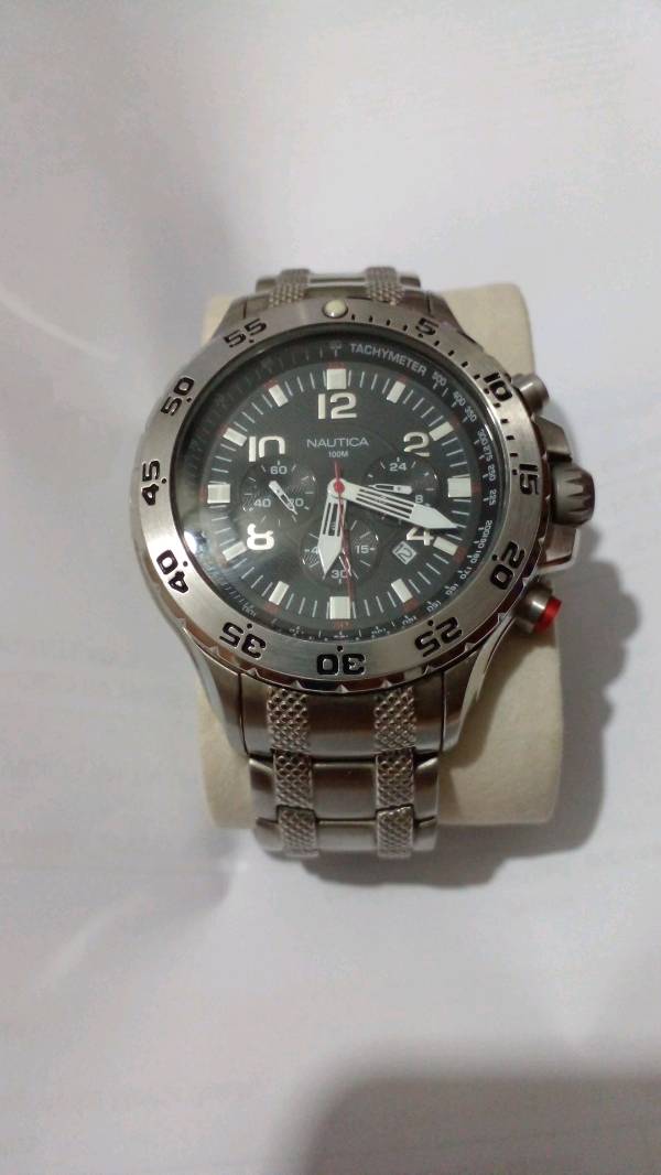Reloj N utica en Santiago