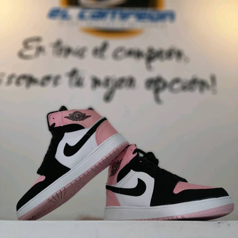 Retro 1 hotsell negro con rosa