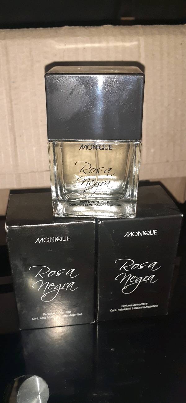 Rosa negra perfume best sale hombre