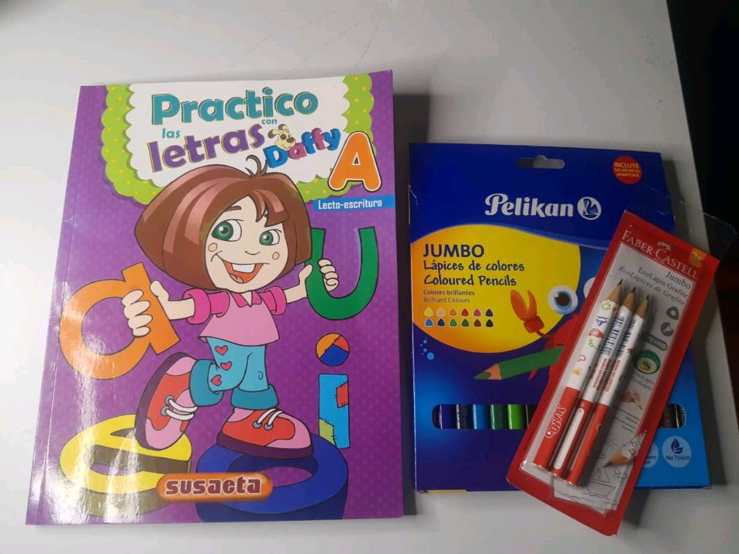 Combo de practico las letras+ lapices+ lápices de colores en Guayaquil