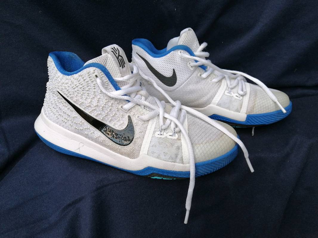 Zapatilla Nike Kyrie Irving 3 en Guatemala City