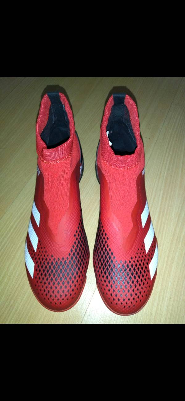 Pupillos Adidas Predator en Loja