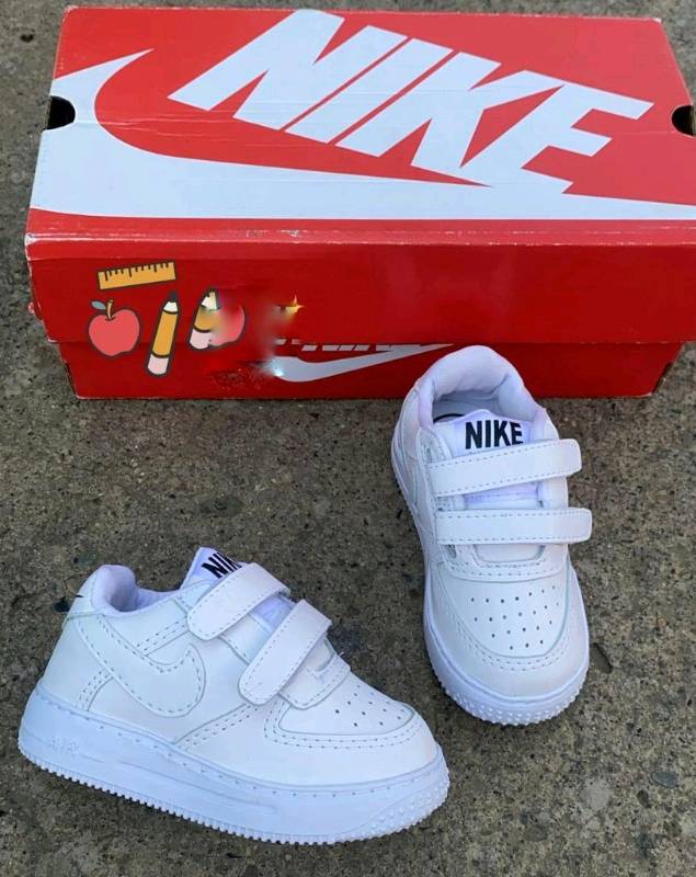 Zapatos NIKE