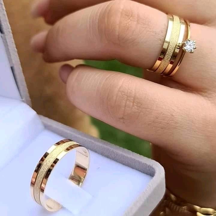 Aros de matrimonio en oro de 18 2025 kilates