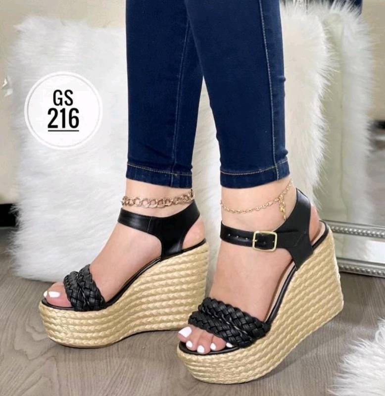 Sandalias sales altas 2020