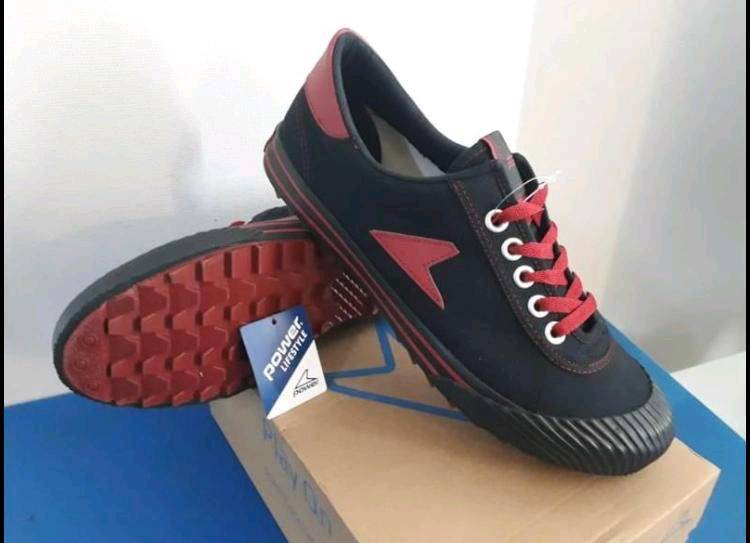 Zapatillas power outlet aggressor