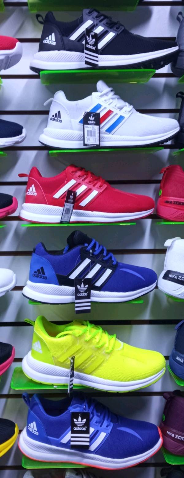 Zapatillas Adidas R plica A1 en Lima