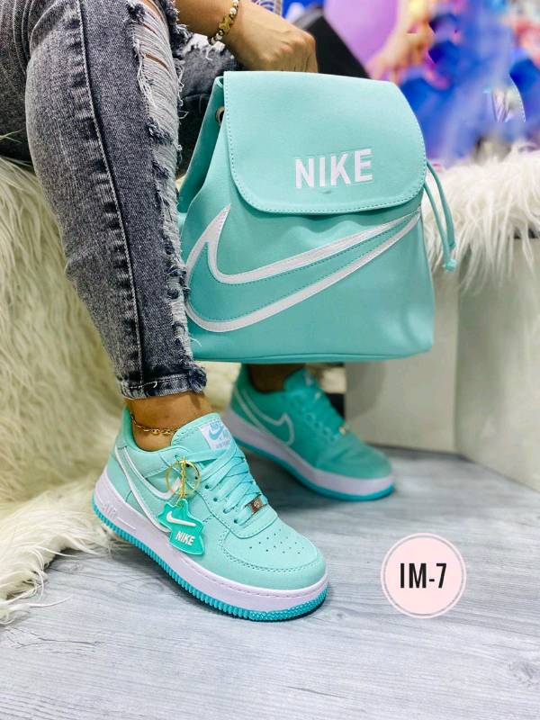 Nike matching shoes sales and purse set china